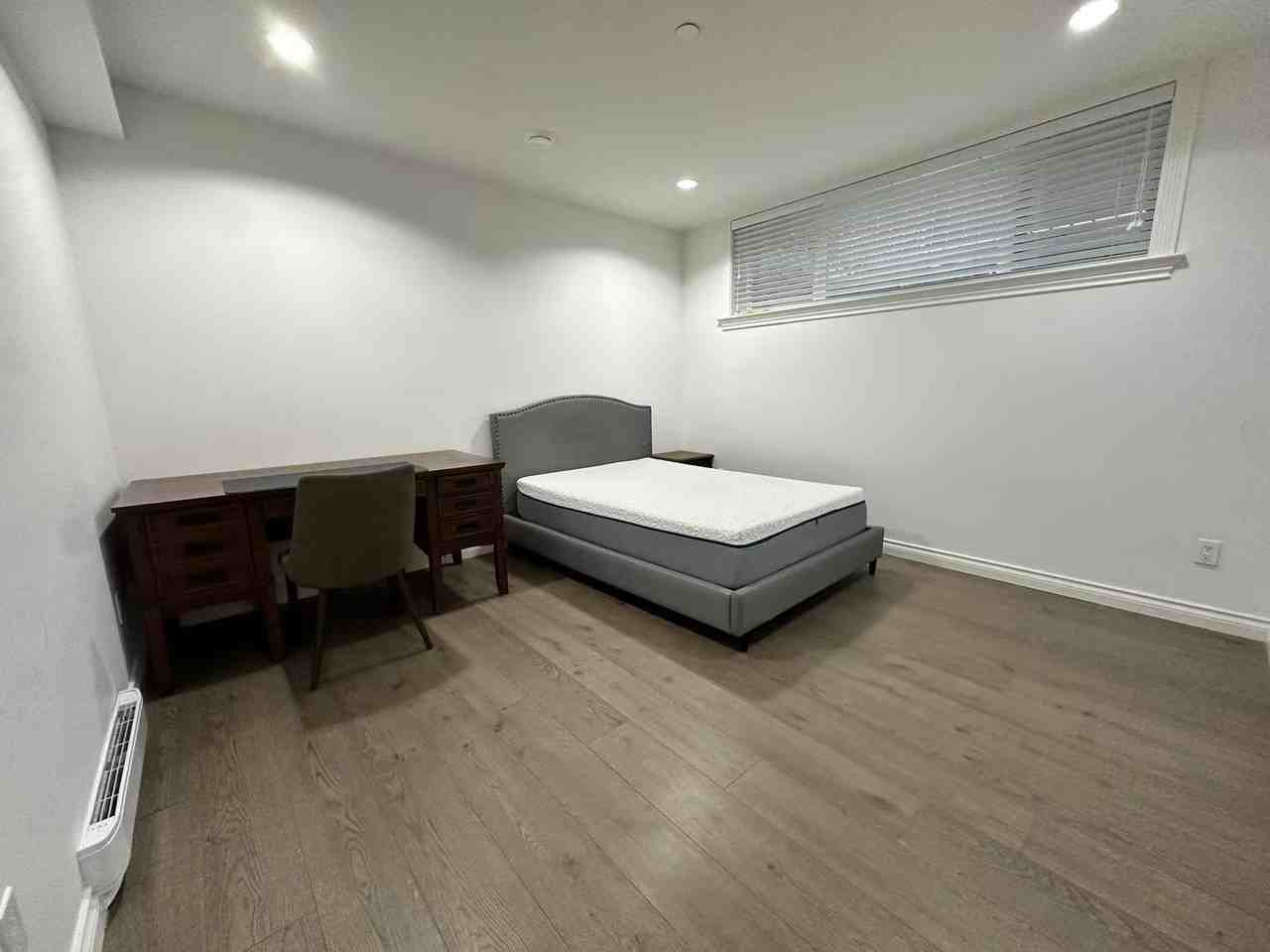 2765 West 30th Avenue - Photo 7 of 8