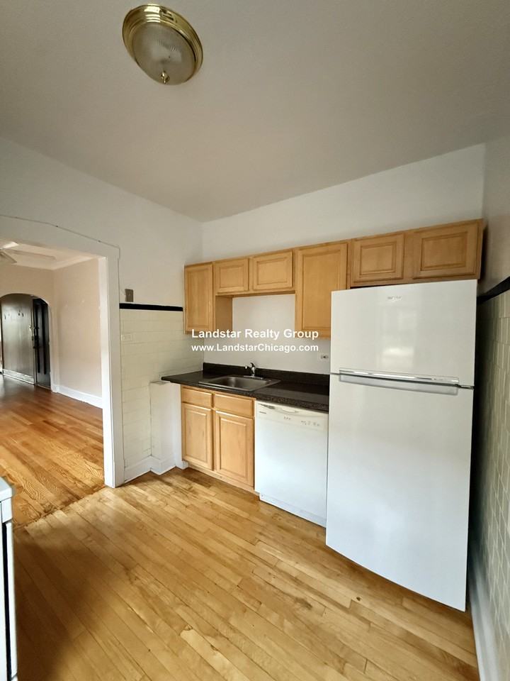 5618 N Kimball Ave #2A