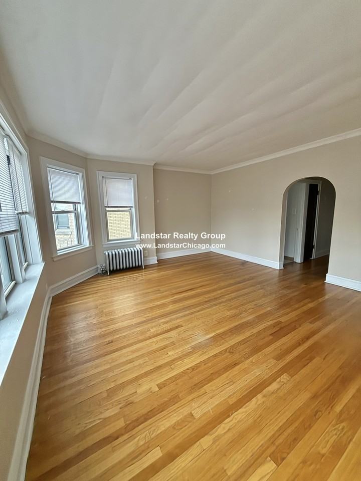 5618 N Kimball Ave #2A - Photo 7 of 14