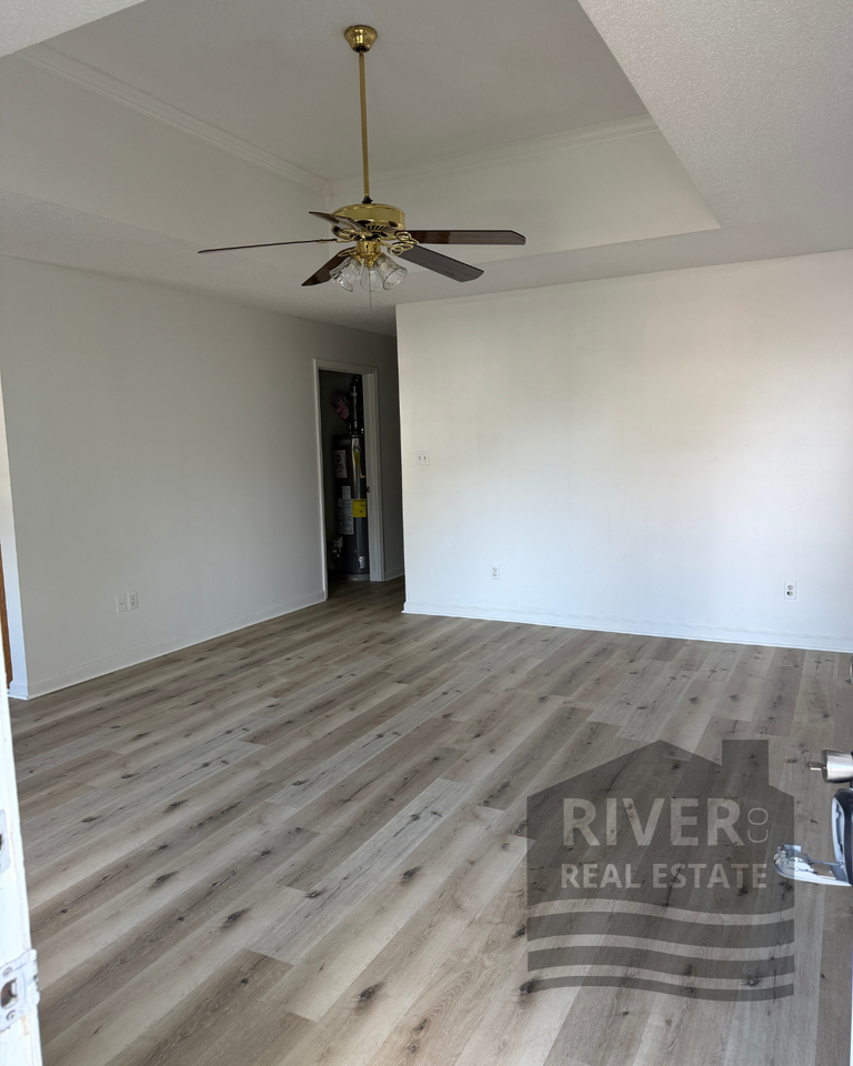 3001 Hamilton Ave #C - Photo 4 of 11