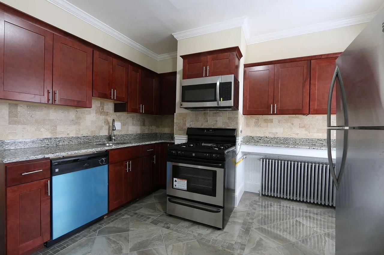 71 Walnut Park #3 - Photo 2 of 6