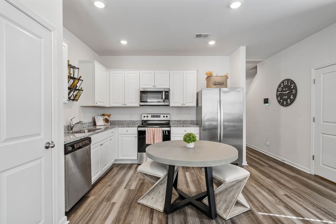 Covey Homes Wescott - Photo 3 of 19