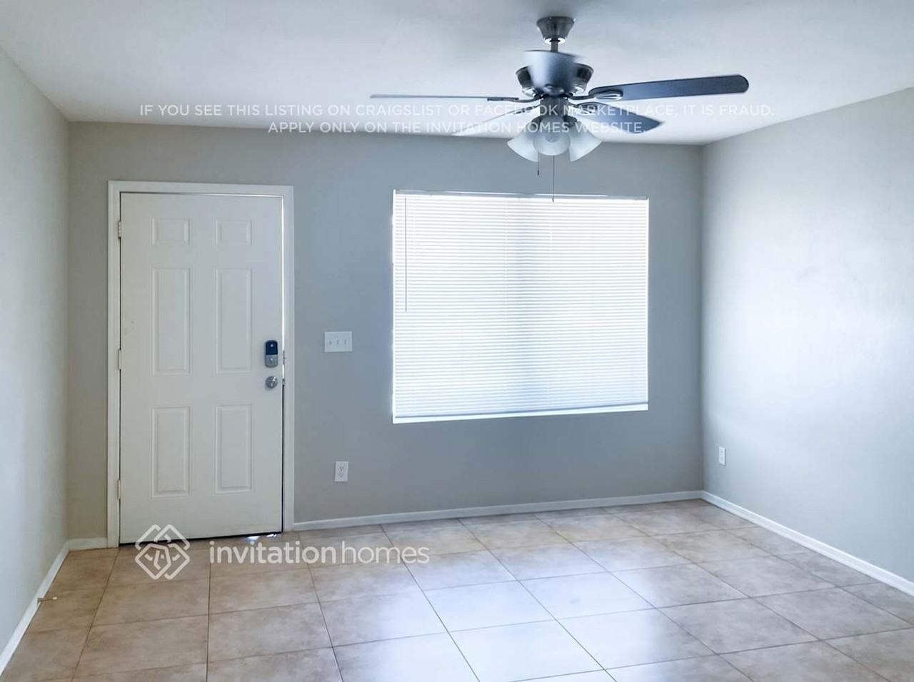 700 E Quail Ave - Photo 2 of 10