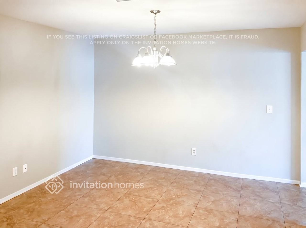 700 E Quail Ave - Photo 5 of 10