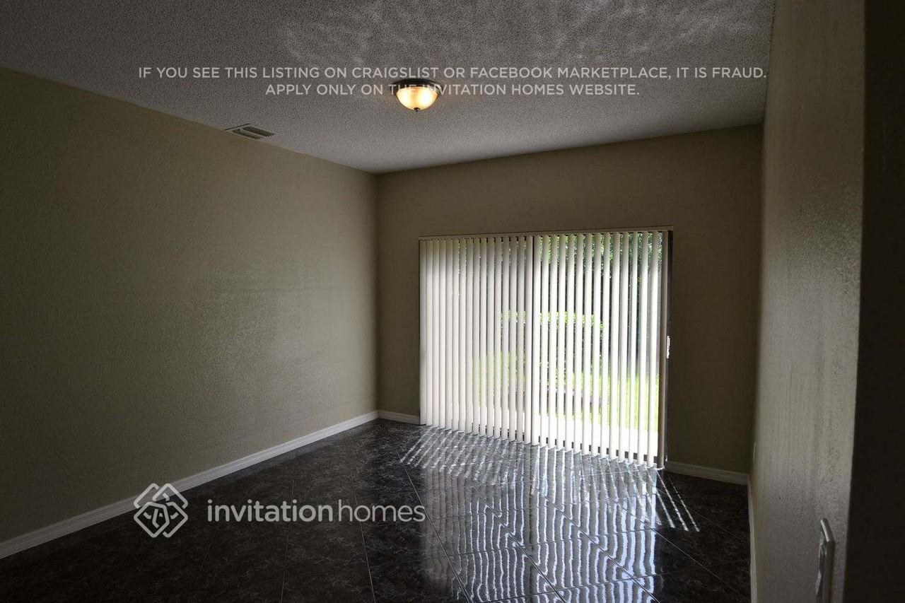11585 Gorham Dr - Photo 3 of 18