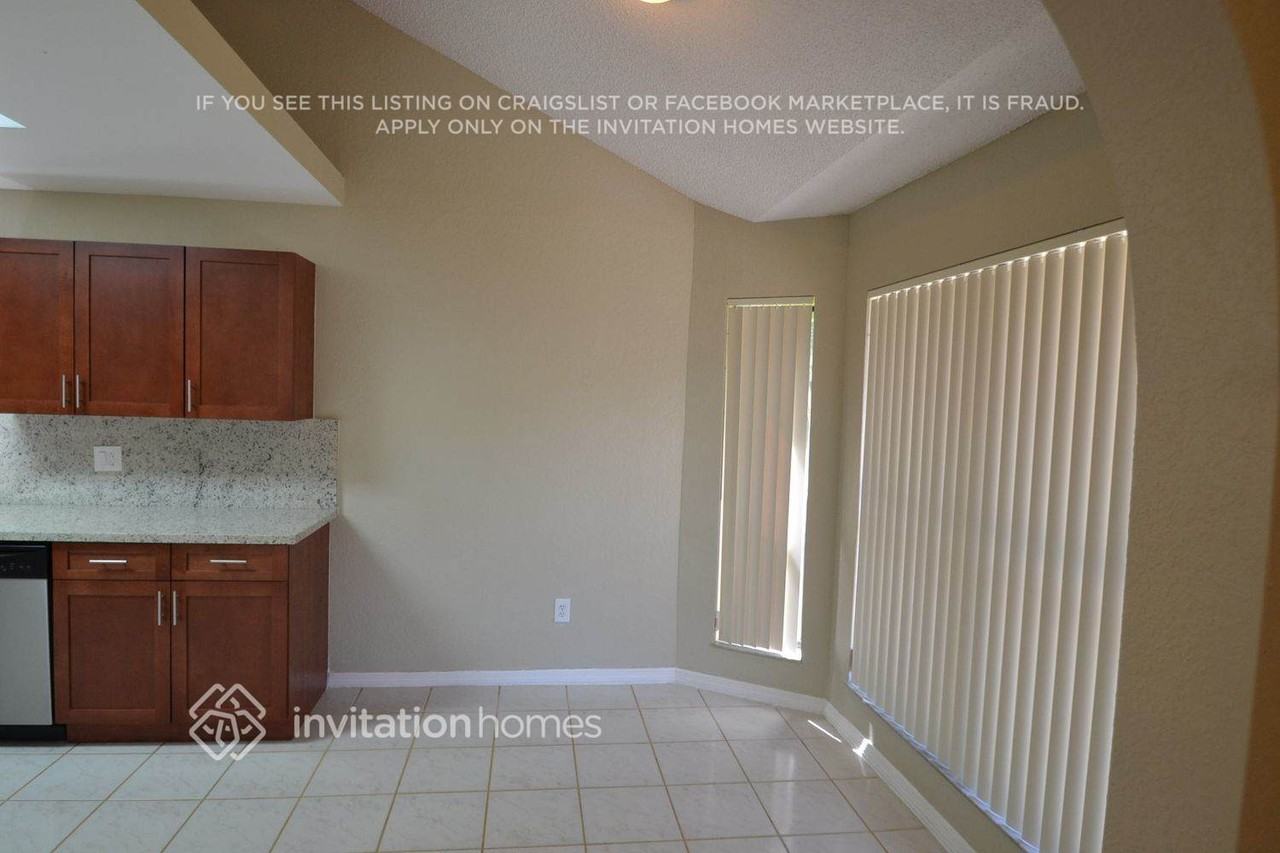 11585 Gorham Dr - Photo 6 of 18