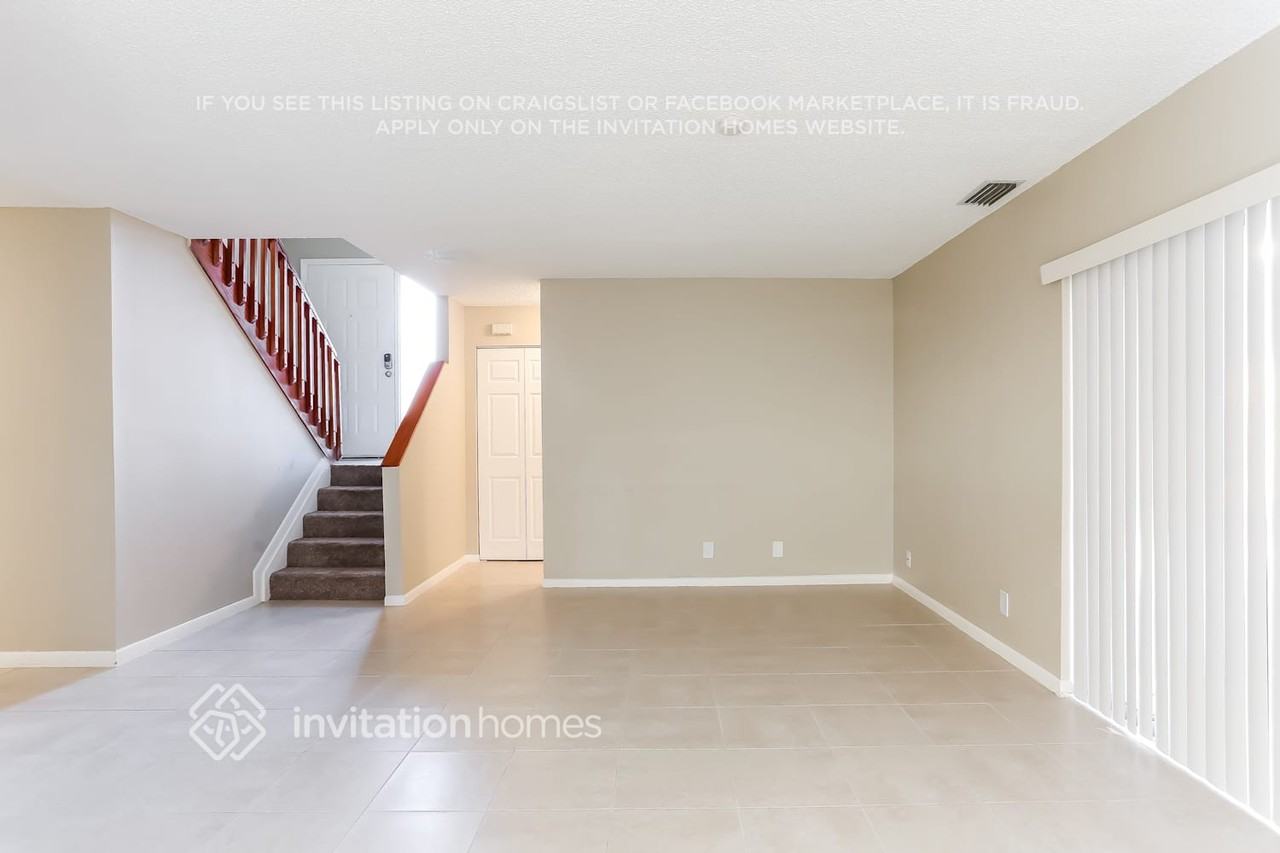 3856 Nw 107th Way - Photo 3 of 19