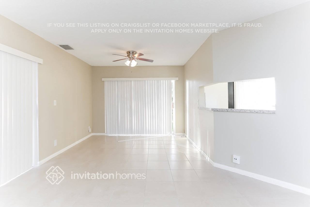 3856 Nw 107th Way - Photo 4 of 19
