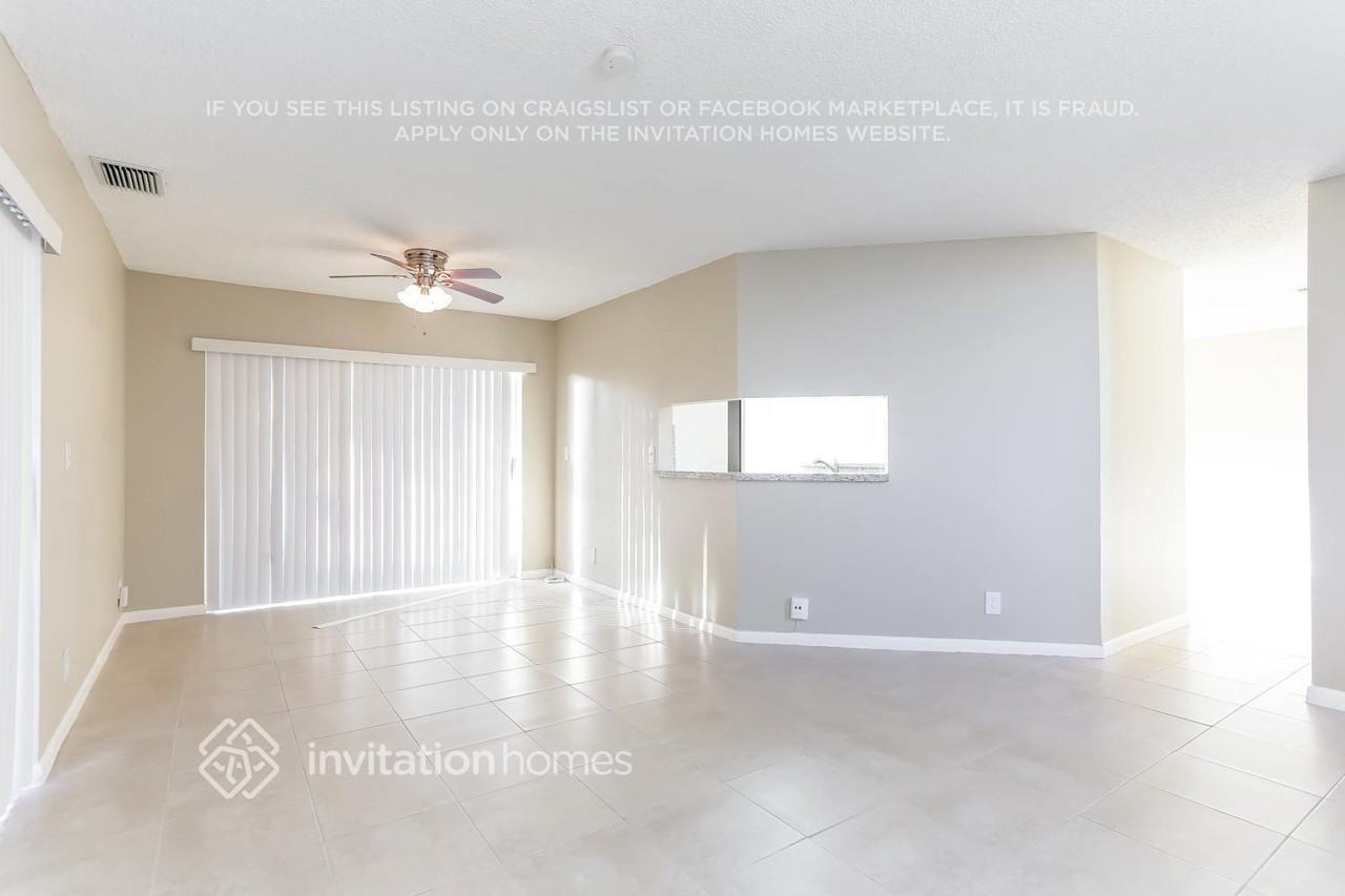 3856 Nw 107th Way - Photo 5 of 19