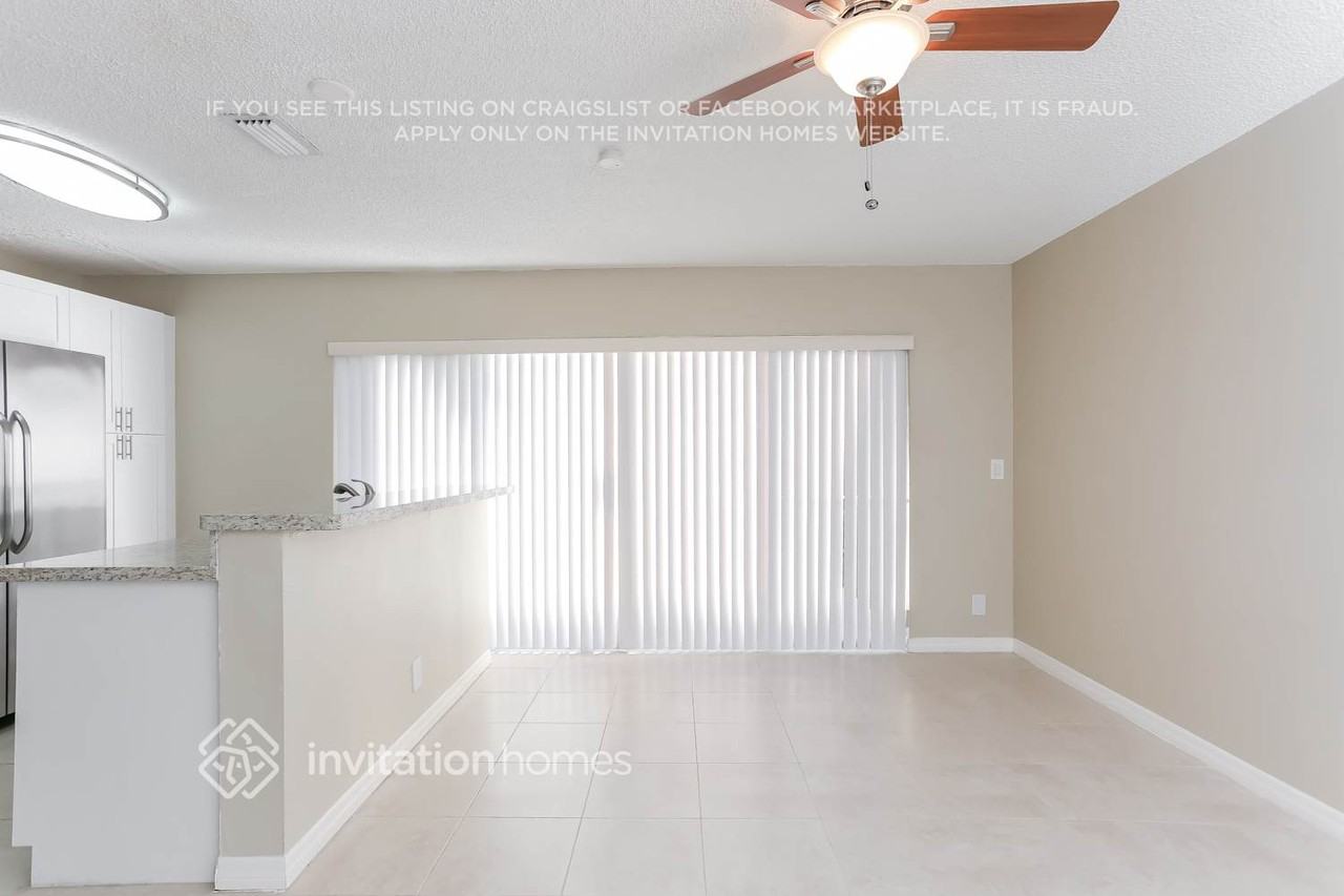 3856 Nw 107th Way - Photo 6 of 19