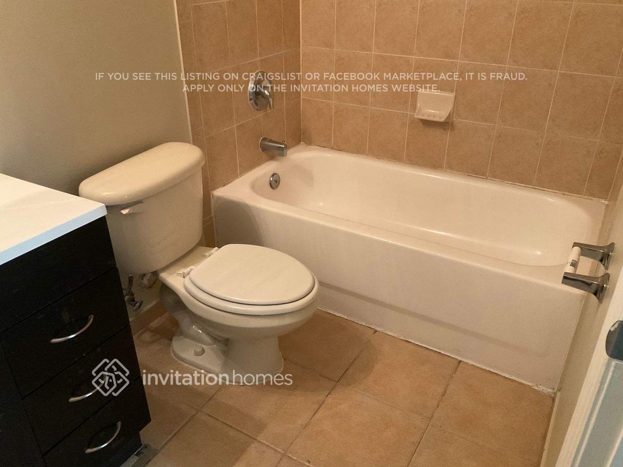 8214 Sw 29th St #104 - Photo 5 of 8