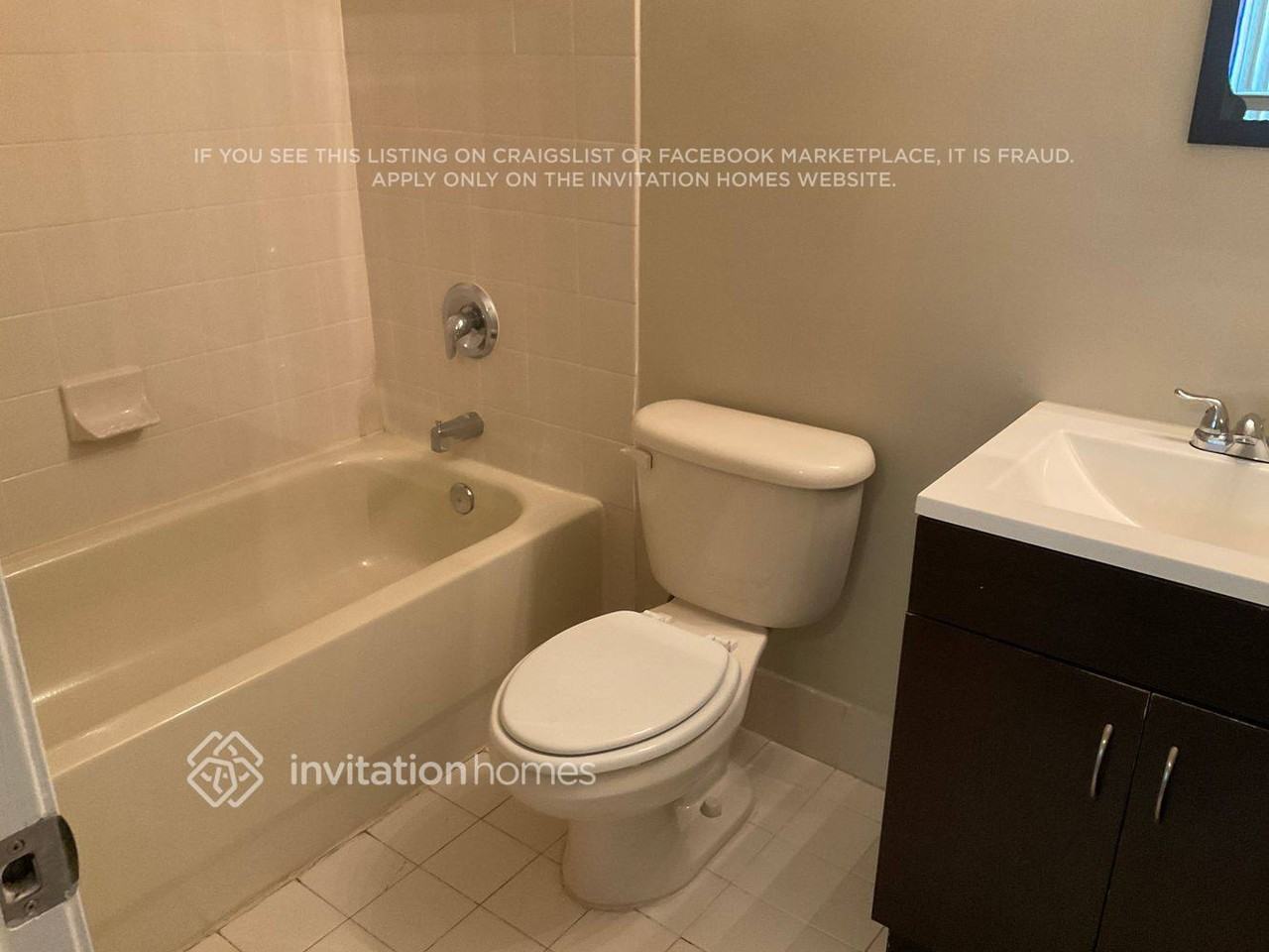 8214 Sw 29th St #104 - Photo 6 of 8