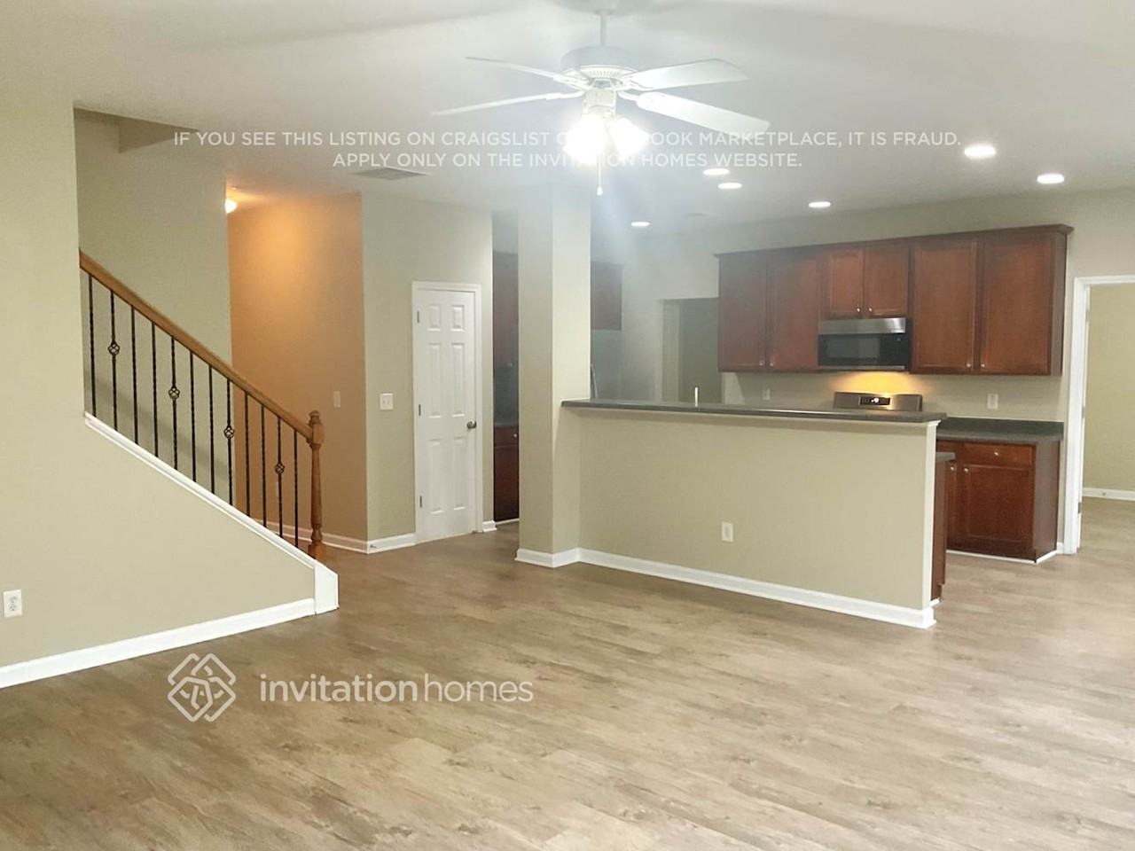 655 Briarhurst Ct - Photo 5 of 13