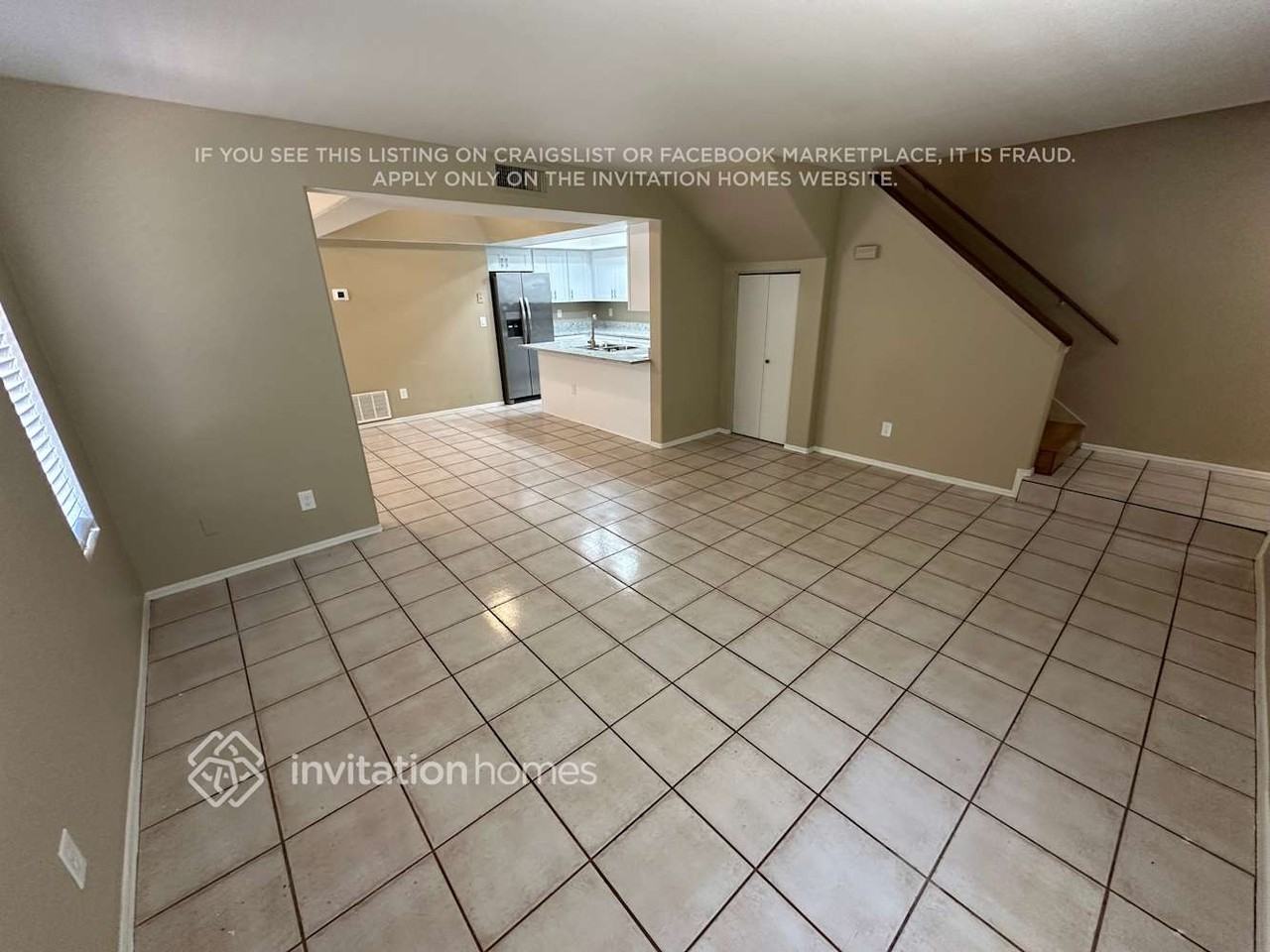 2349 W Garden Dr - Photo 4 of 17