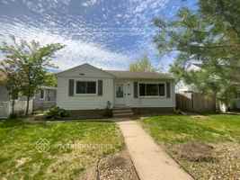 featured image of 7228 Harriet Ave