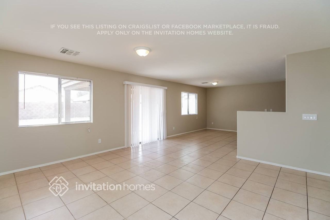 3417 W Wayland Dr - Photo 3 of 21
