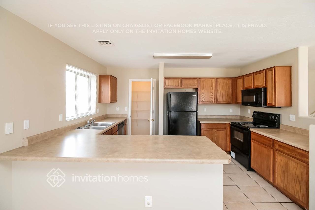 3417 W Wayland Dr - Photo 7 of 21