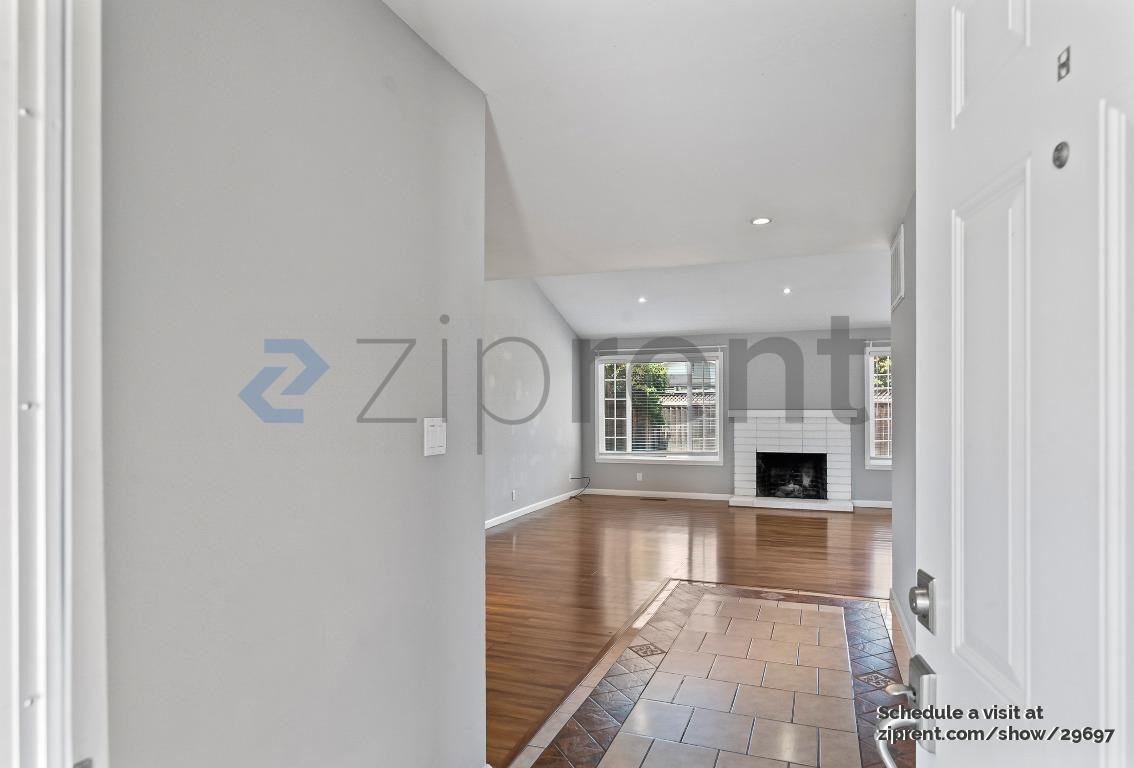 3686 Lightfare Ct - Photo 5 of 25