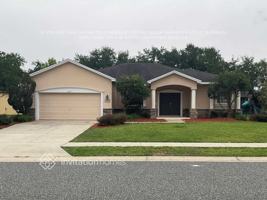 featured image of 5708 Great Egret Dr
