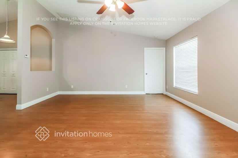 3544 Sw Hale St - Photo 4 of 11