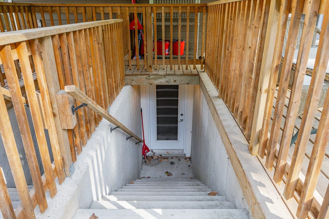 53 College Avenue West - Photo 2 of 14