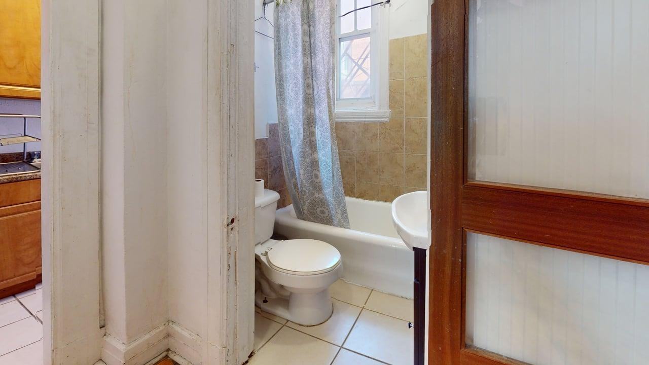 NSF - 3675 Rue Sainte-Famille - Photo 2 of 9