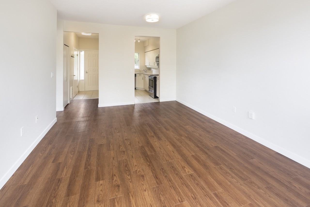 Dunway Court - Photo 5 of 18