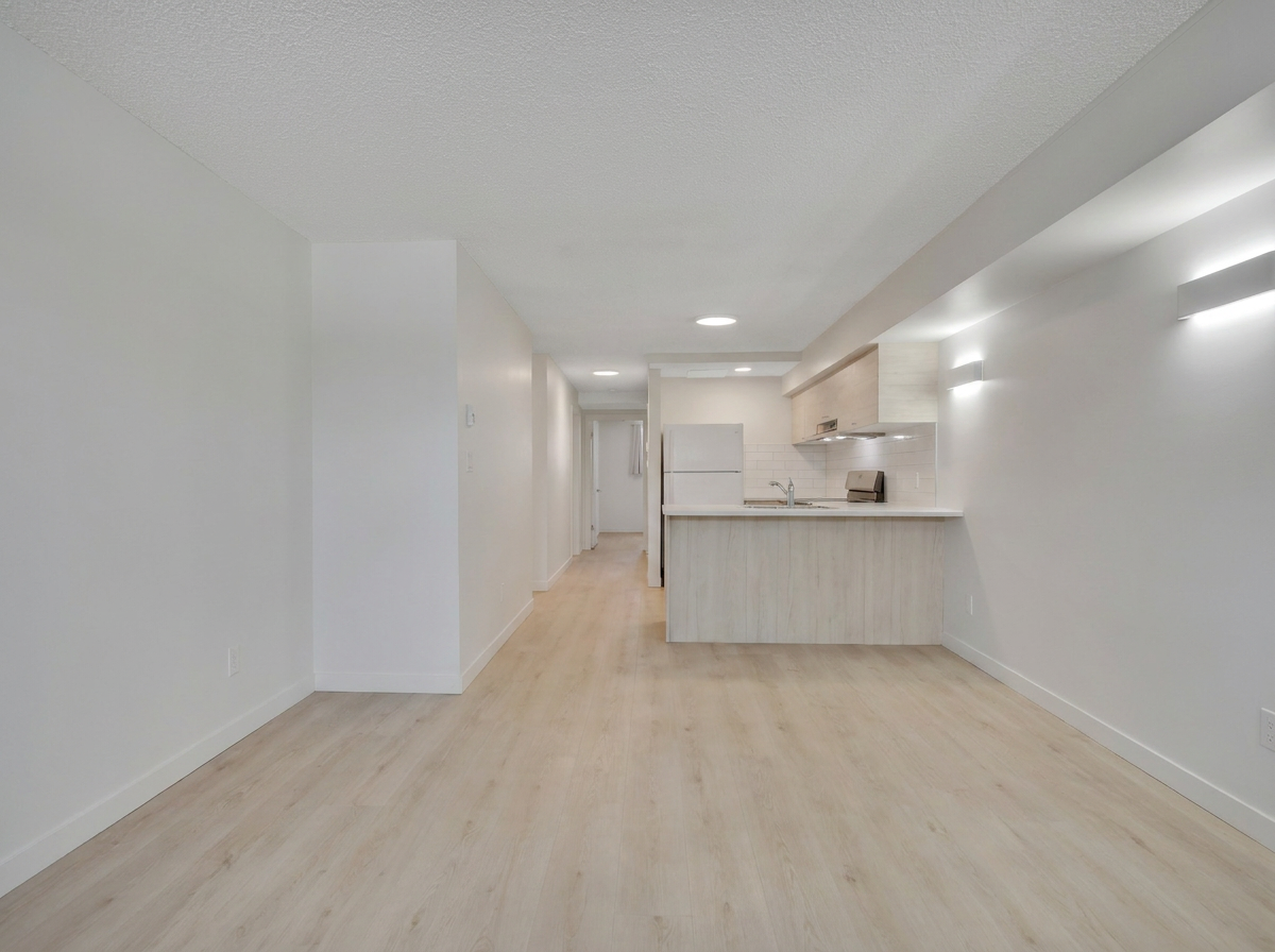 10611-B 155 Street NW - Photo 4 of 18