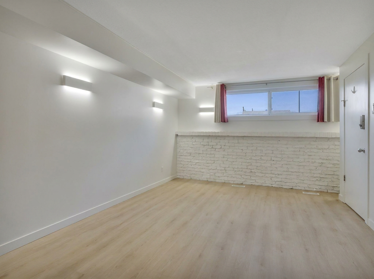 10611-B 155 Street NW - Photo 5 of 18