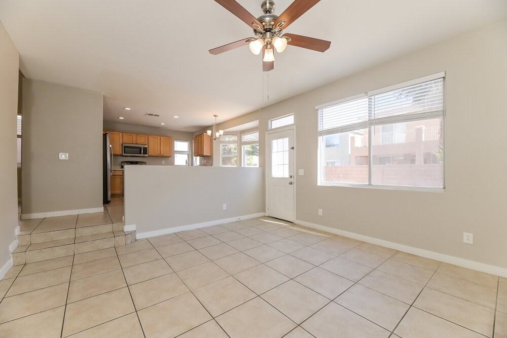 3917 Irvin Ave - Photo 5 of 17