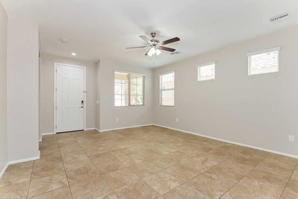 6851 W Leeward Cove Way - Photo 4 of 17