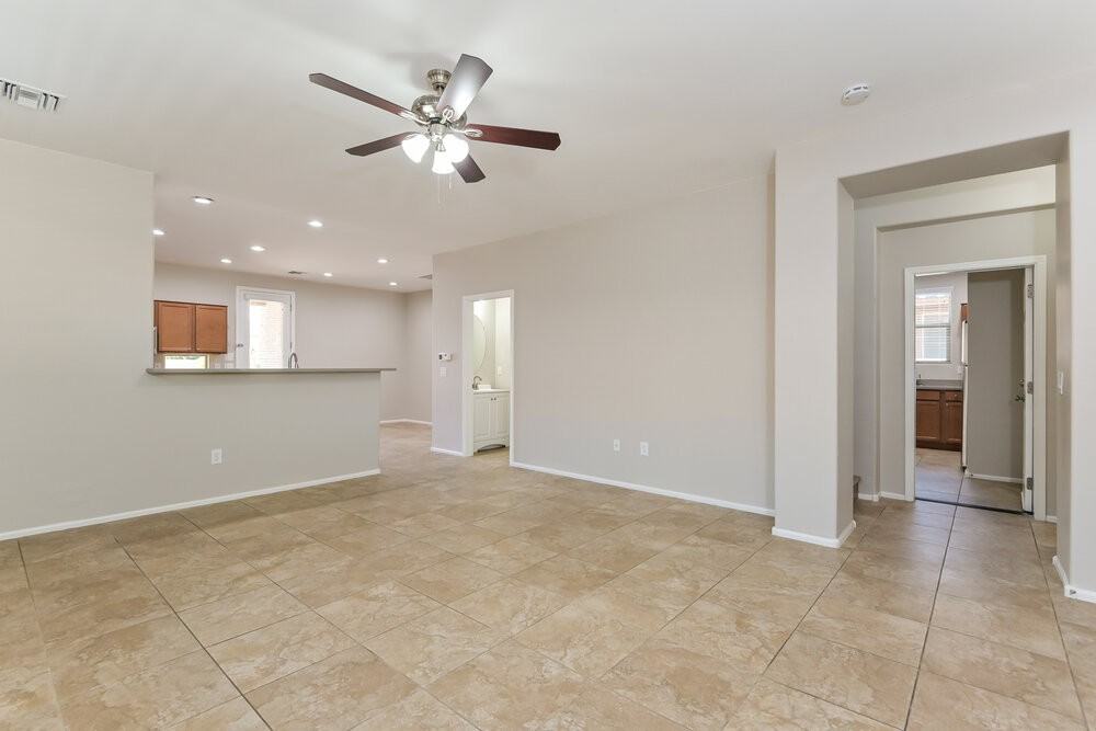 6851 W Leeward Cove Way - Photo 5 of 17