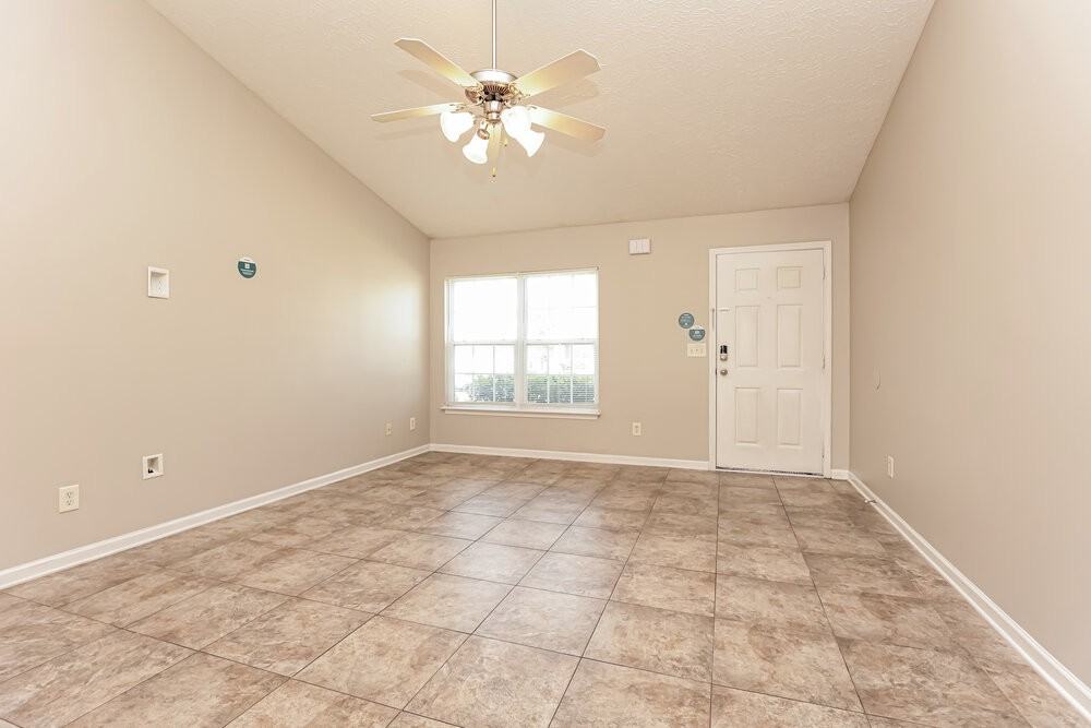 165 Howard Woody Dr - Photo 4 of 19