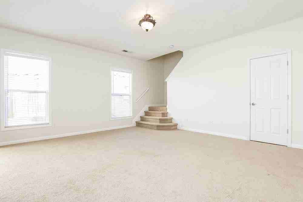 815 Forsythia Way - Photo 3 of 19
