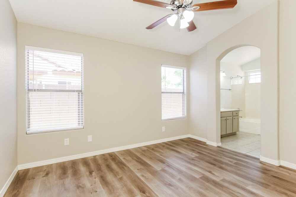 9316 E Olla Ave - Photo 7 of 16