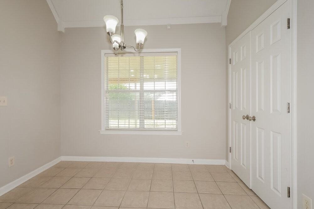13073 Braybourne Pkwy - Photo 7 of 18
