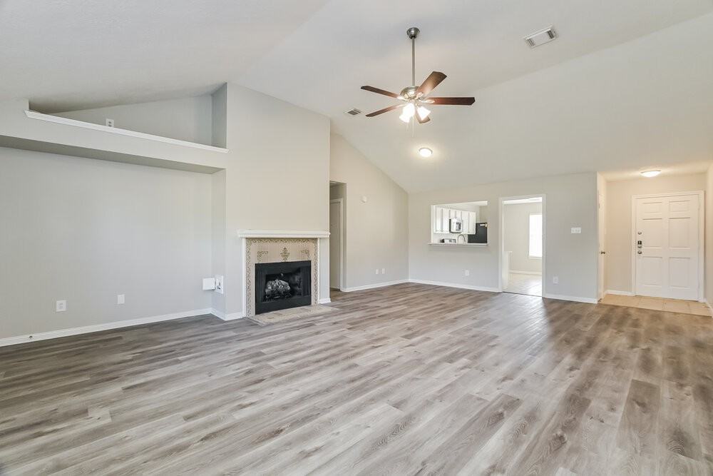 4923 Bayboro Park Dr - Photo 4 of 19