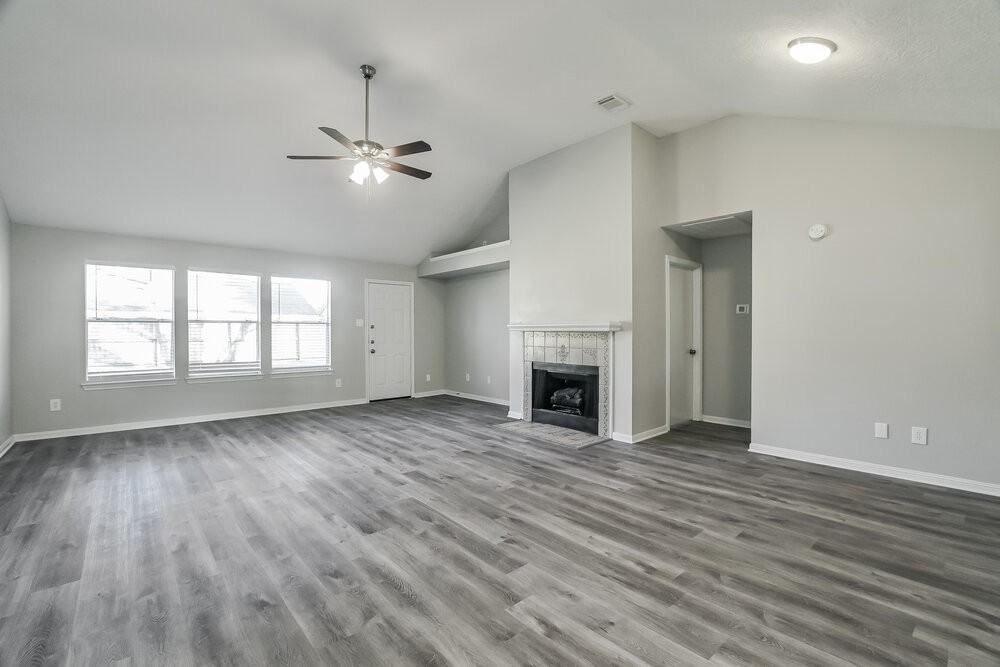 4923 Bayboro Park Dr - Photo 6 of 19