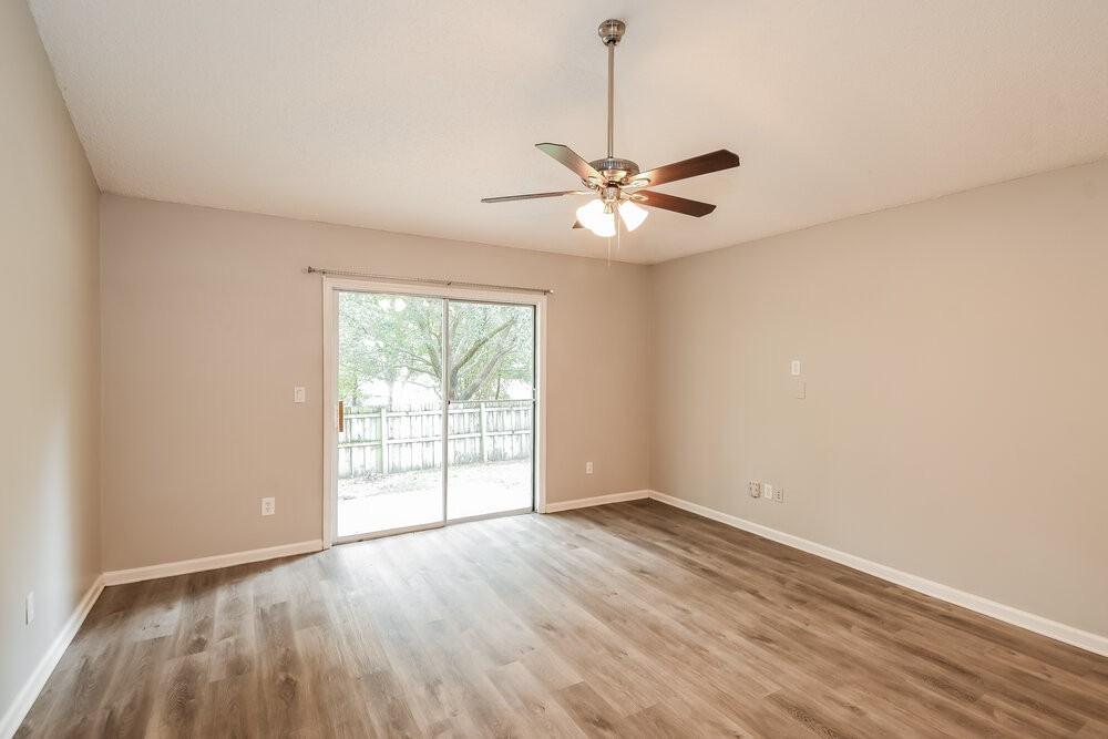 2621 Fernleaf Dr - Photo 3 of 16