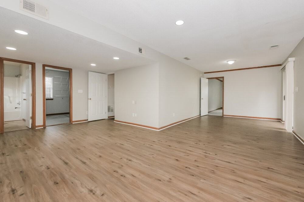 1030 Declaration Ct - Photo 5 of 17