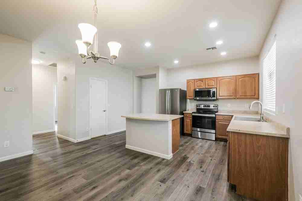 3117 W Saint Kateri Dr - Photo 6 of 16
