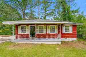 featured image of 1700 4th Pl Nw