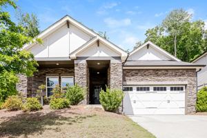 featured image of 376 Magnolia Dr