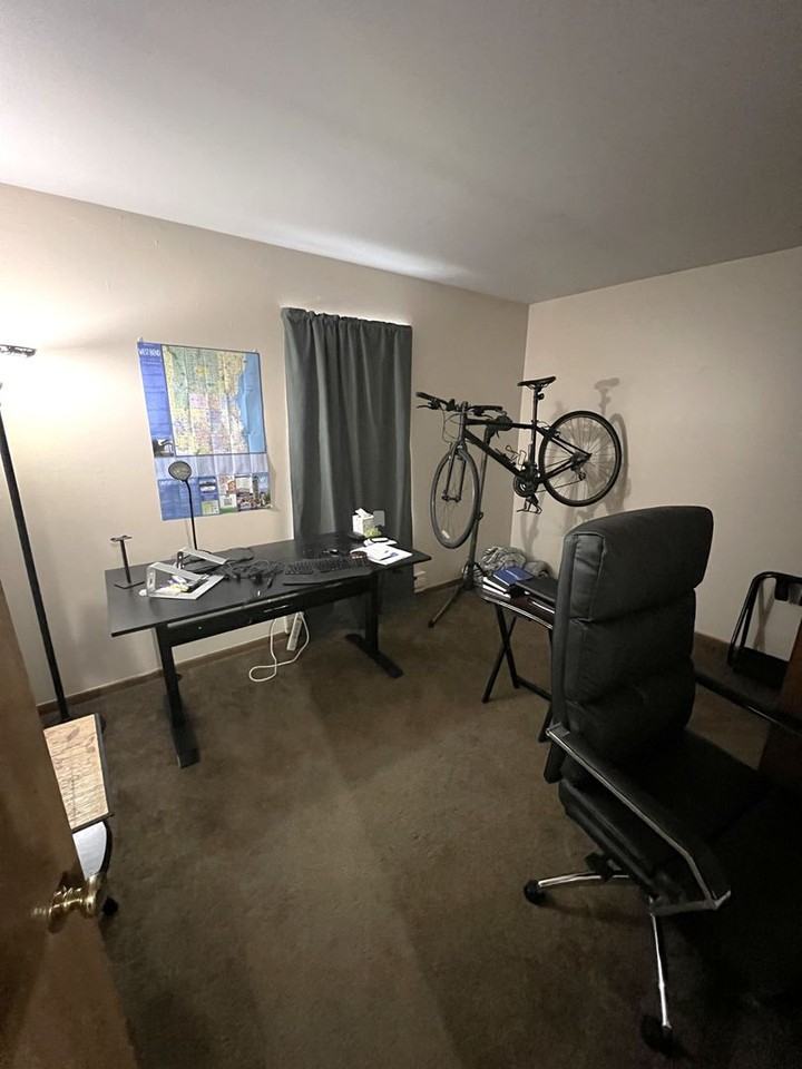 Paradise Place Apartments - Photo 7 of 8