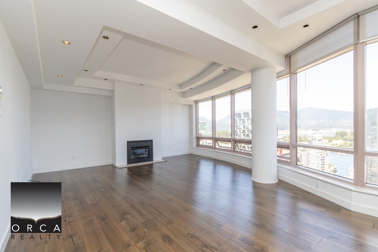 1500 Alberni St - Photo 2 of 33
