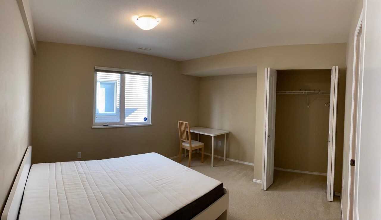 3000 Riverbend Dr - Photo 4 of 6