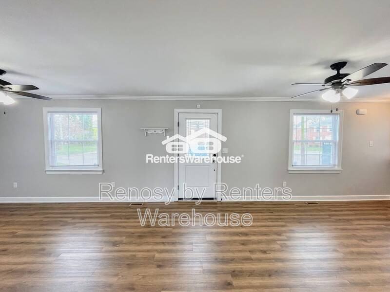 3809 Stratford Rd - Photo 5 of 39