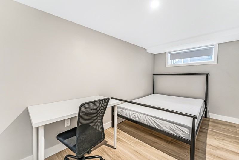 121 Hopewell Ave #B - Photo 7 of 13