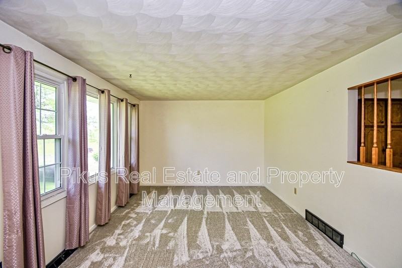 3300 Lake Center St Nw - Photo 5 of 20