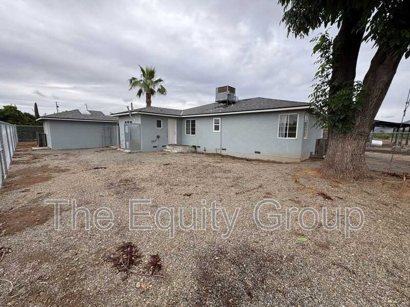 14519 Ave - Photo 3 of 12